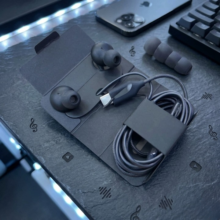 EJK Handsfree USB-C Earphones | Imported Samsung-Style Headphones With Deep Bass | Without Box
